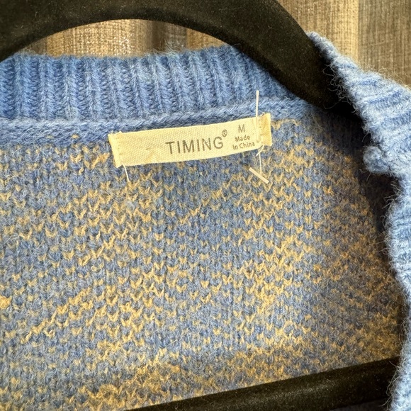 Cropped sweater - Picture 3 of 3